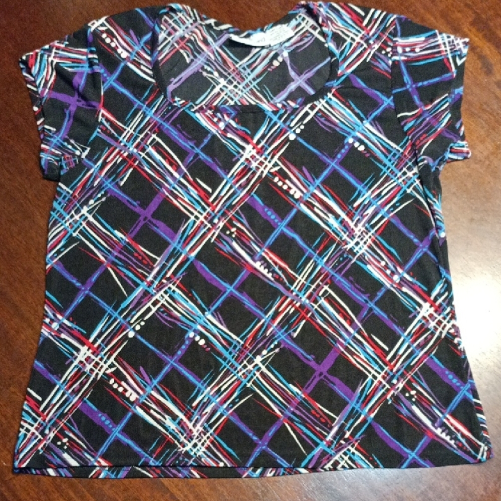 Women's Black Plaid Print Short Sleeve Top